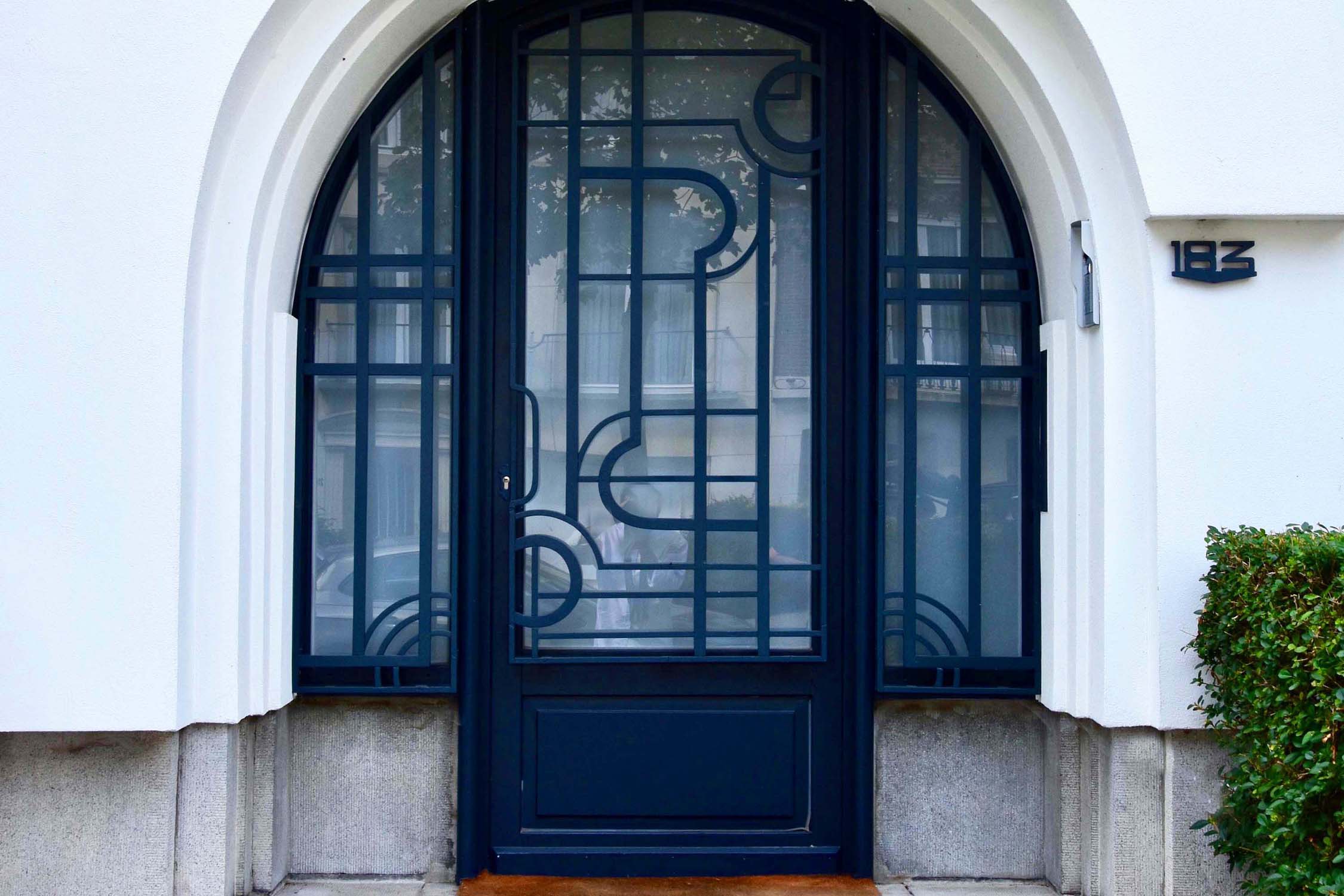 Modernist house