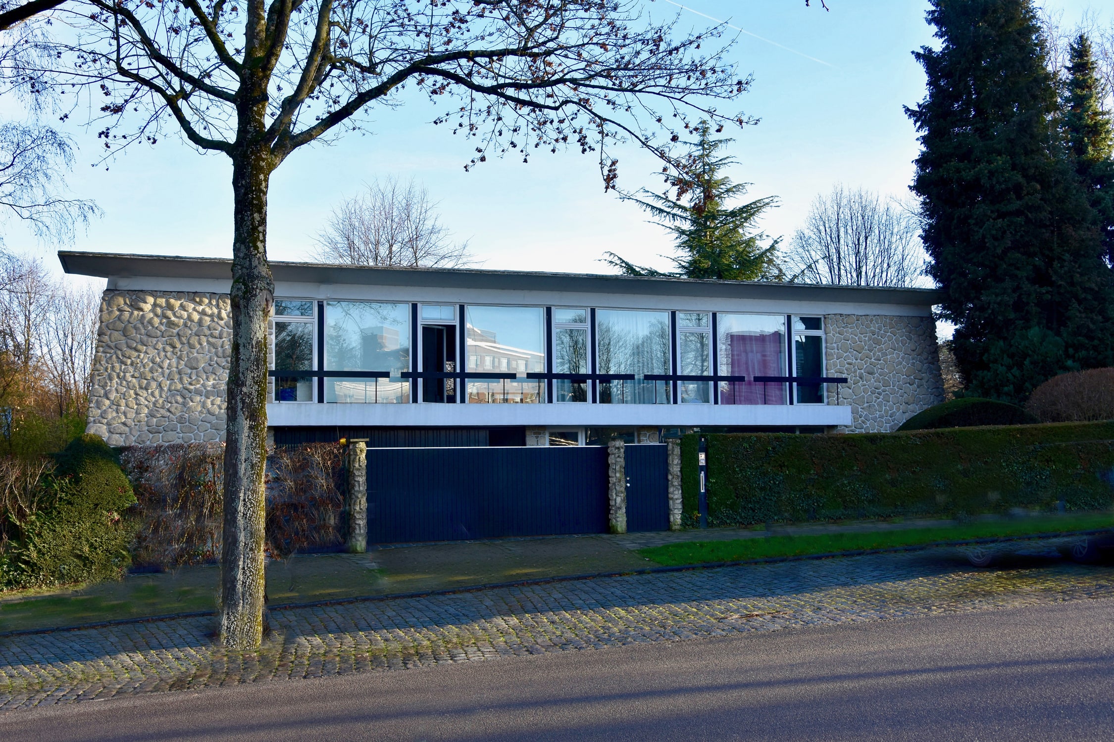 Villa "Spirou" signed Lipszyc