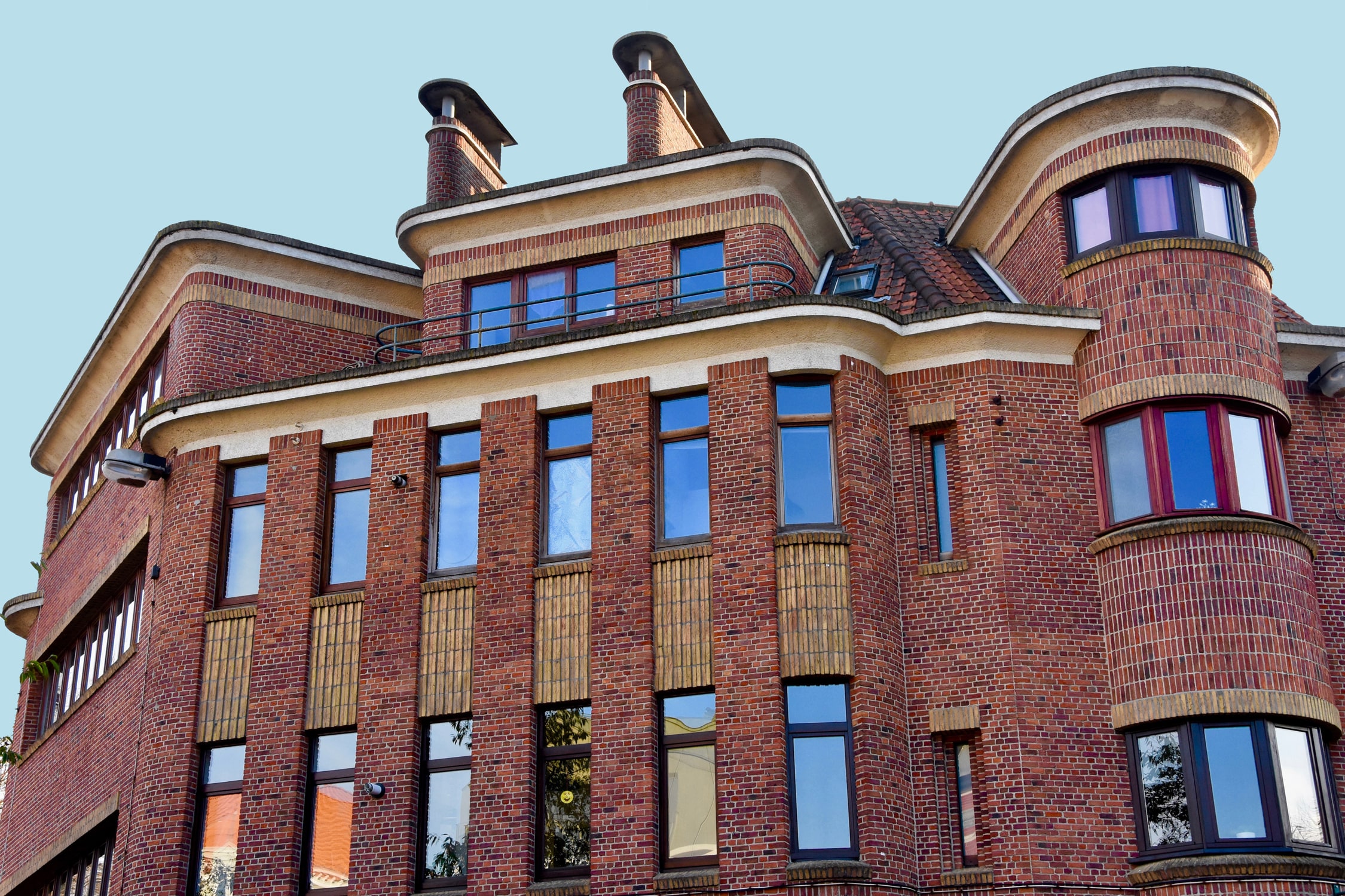 Amazing Modernist building - Victor Servranckx