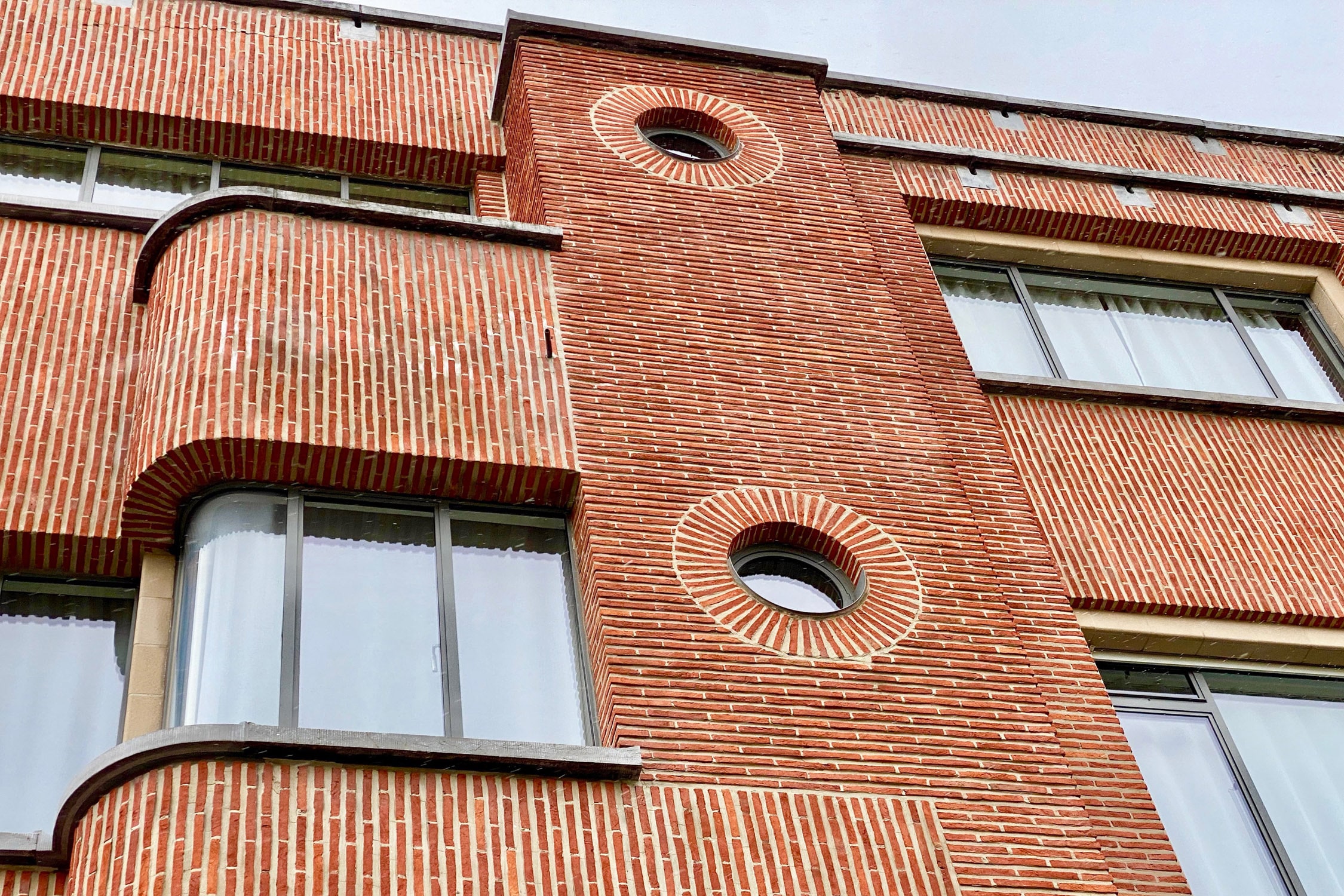 Modernist house designed by L. Muller & A. Servais