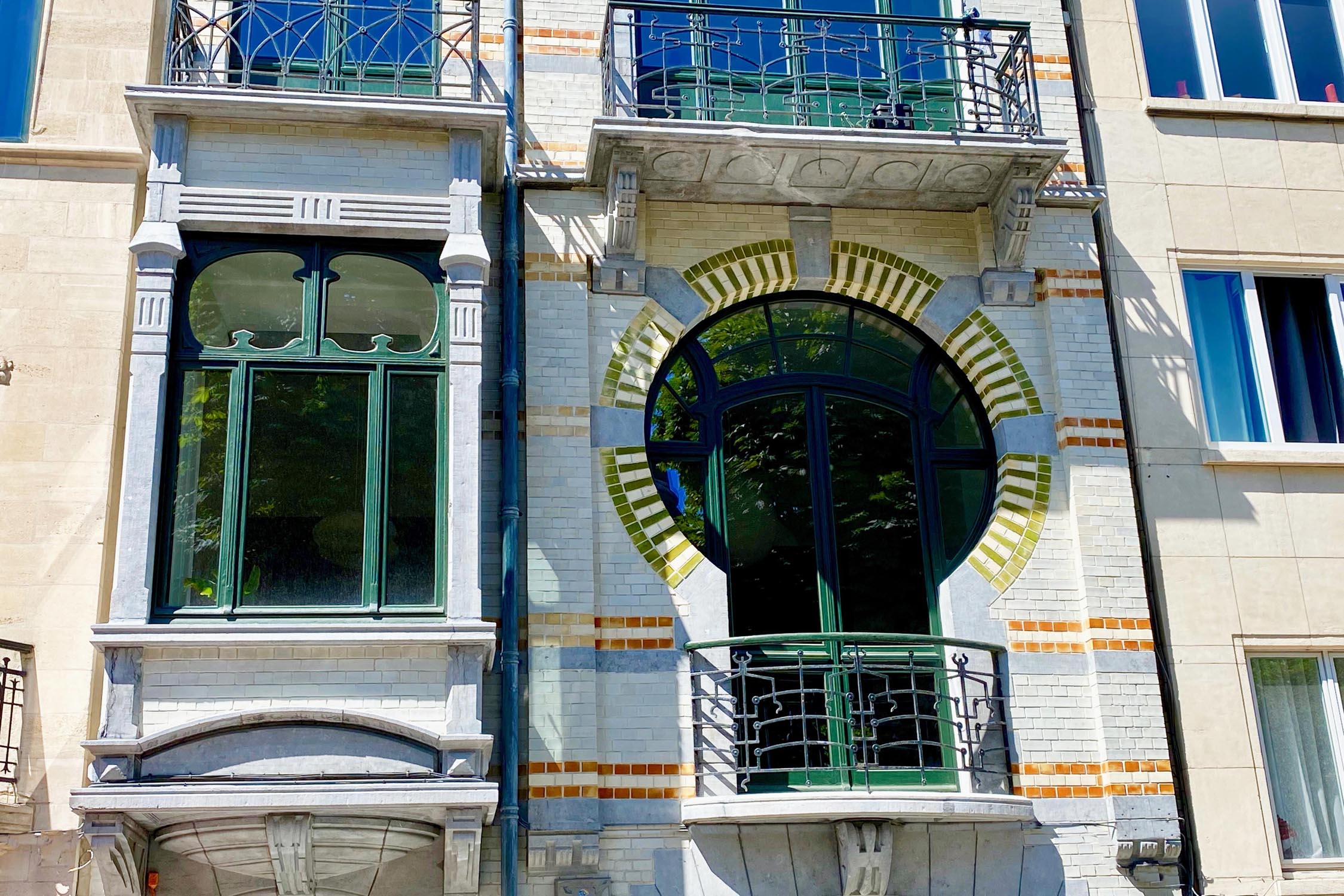 Art Nouveau twin houses 