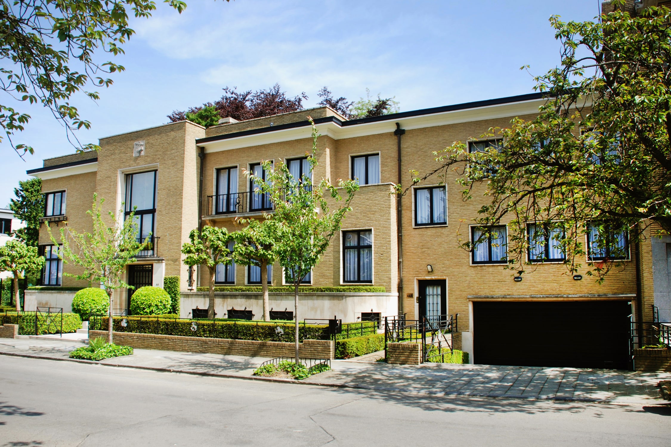 Private mansion, rue des Mimosas